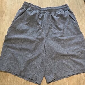 Lululemon Mens ABC Classic Shorts 9" Gray‎ sz S